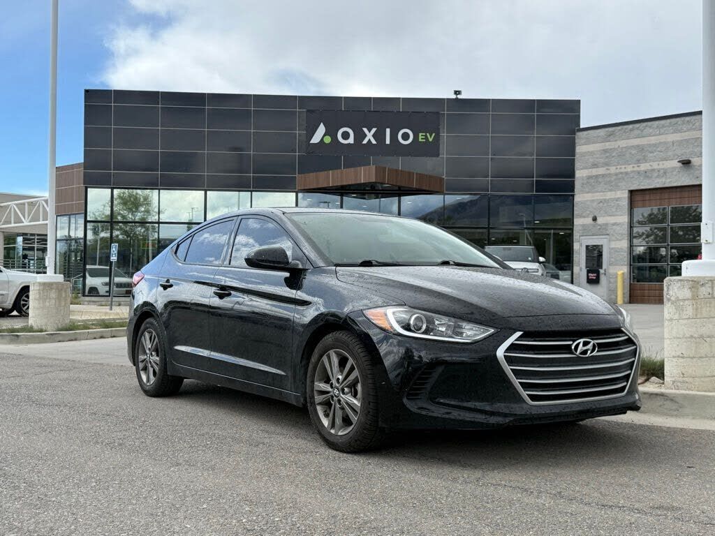 2018 HYUNDAI Elantra