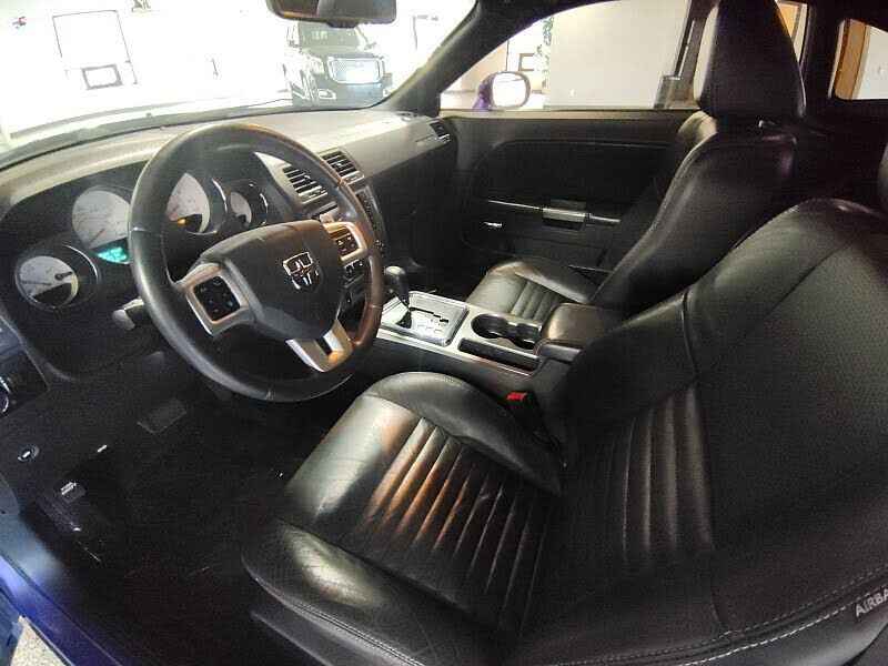 2013 DODGE Challenger