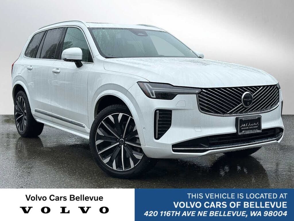 2025 VOLVO XC90