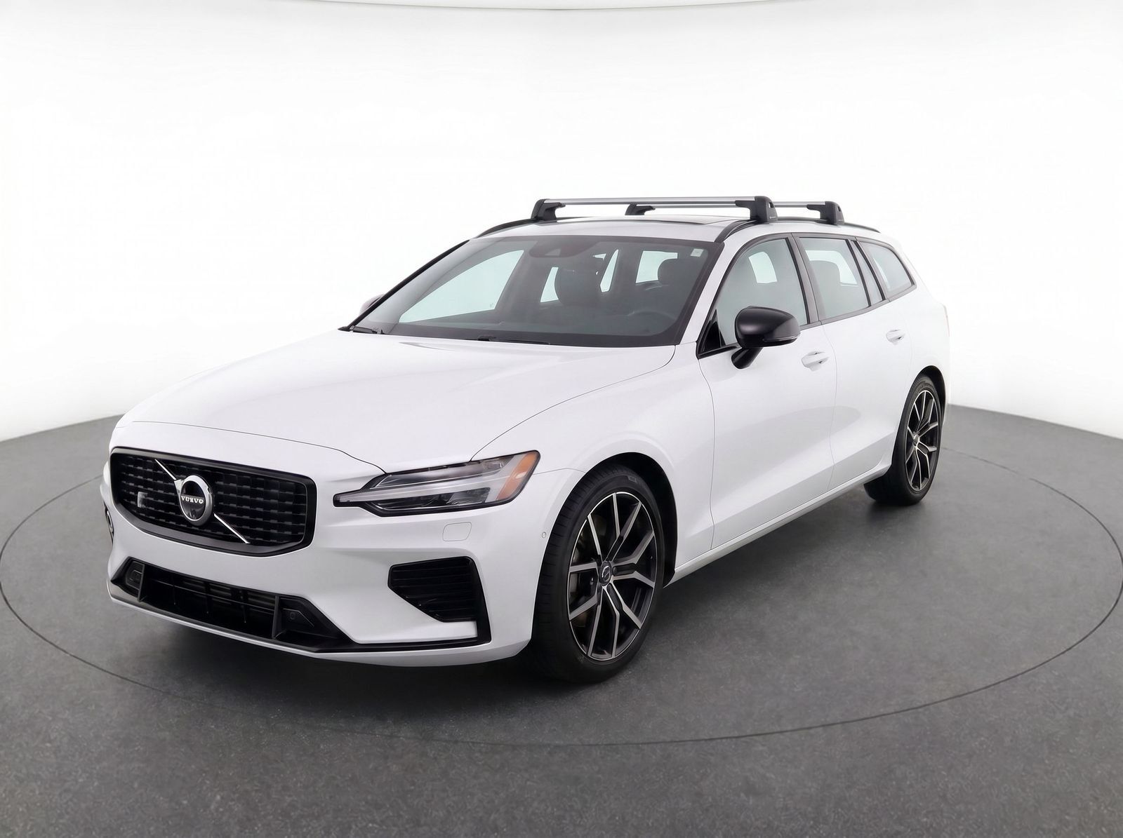2024 VOLVO V60