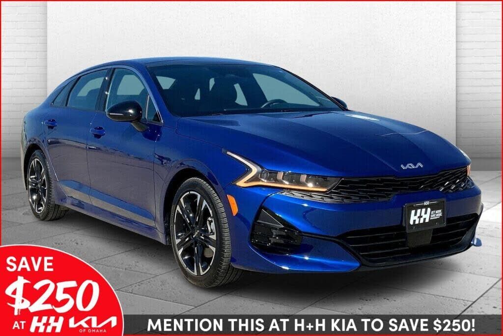 2022 KIA K5