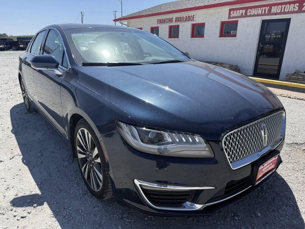 2017 LINCOLN MKZ