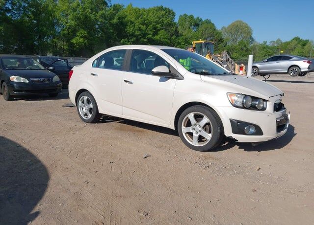 2014 CHEVROLET Sonic