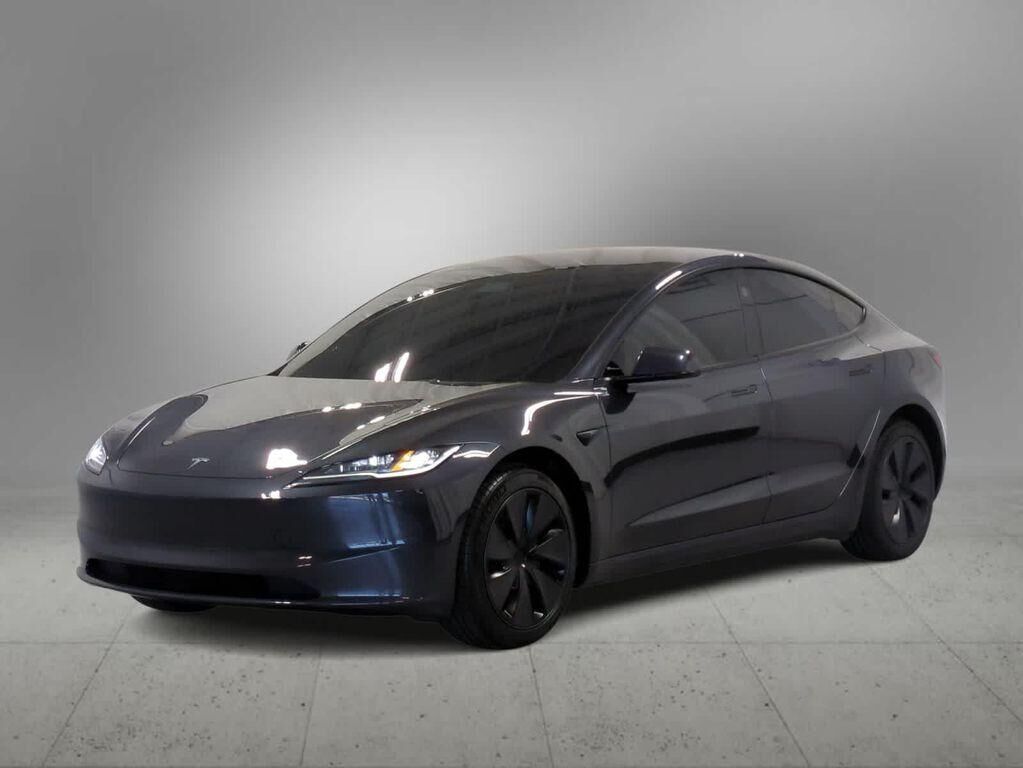 2025 TESLA Model 3