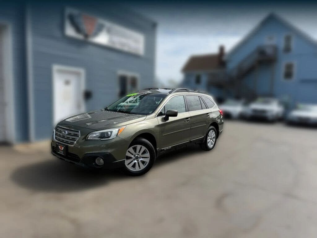 2016 SUBARU Outback
