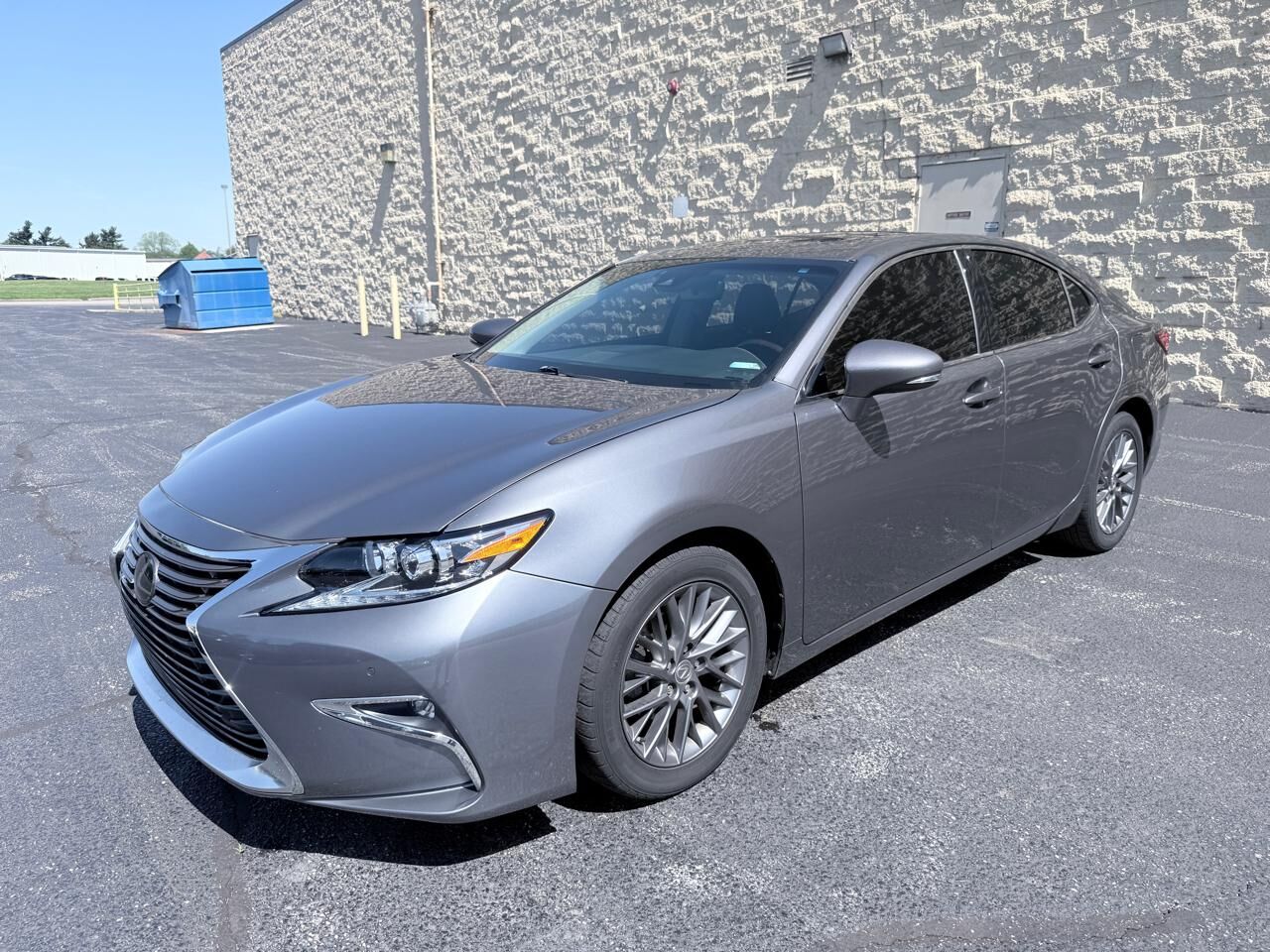 2018 LEXUS ES