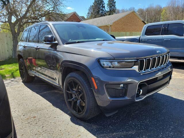 2022 JEEP Grand Cherokee