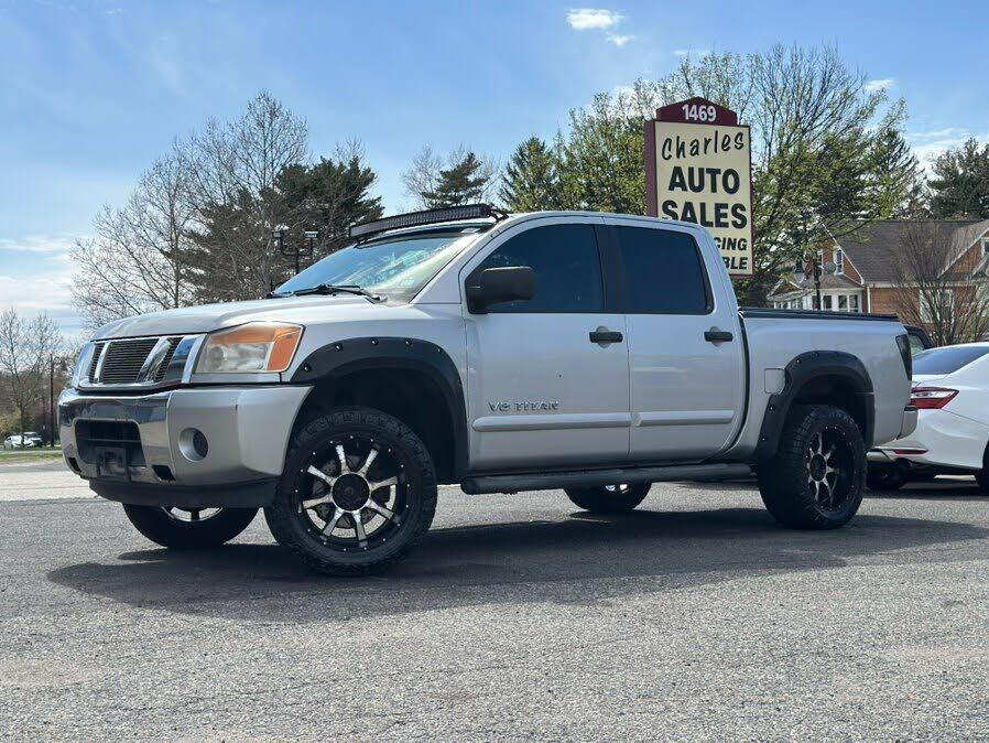 2015 NISSAN Titan