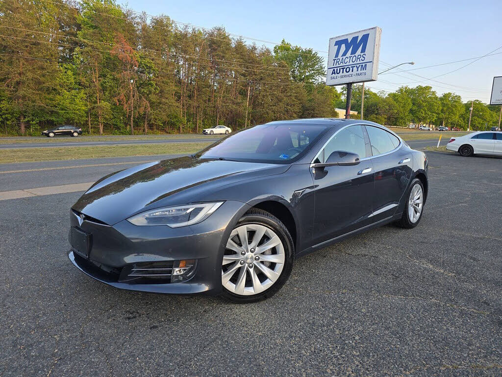 2016 TESLA Model S