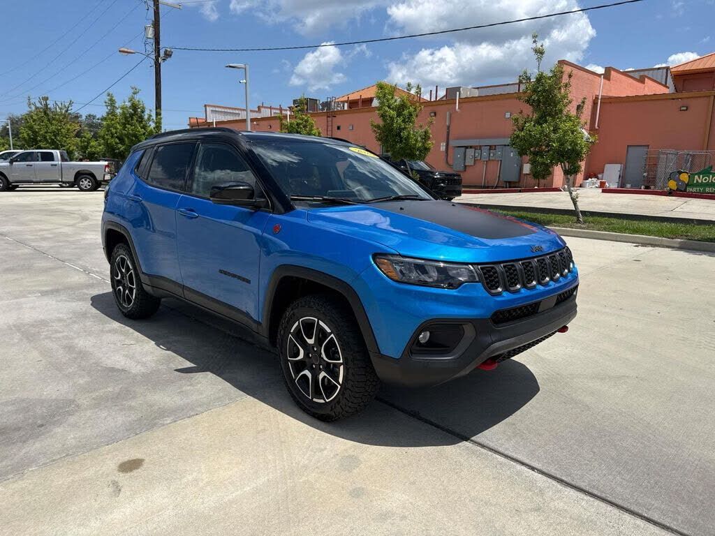 2025 JEEP Compass