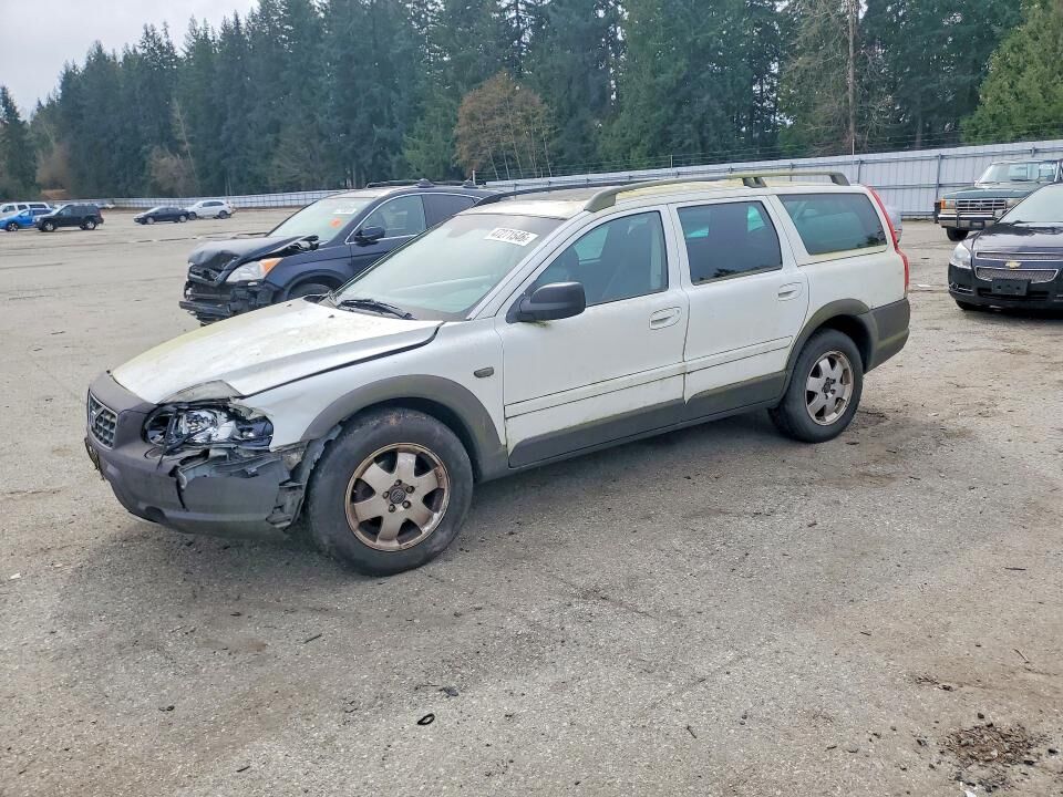 2004 VOLVO XC70