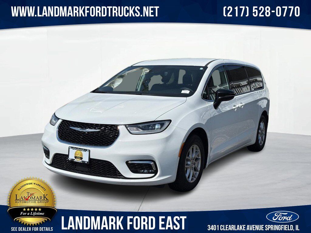 2024 CHRYSLER Pacifica