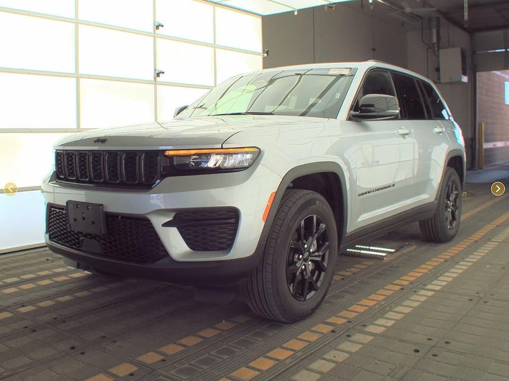 2025 JEEP Grand Cherokee