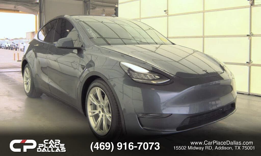 2023 TESLA Model Y