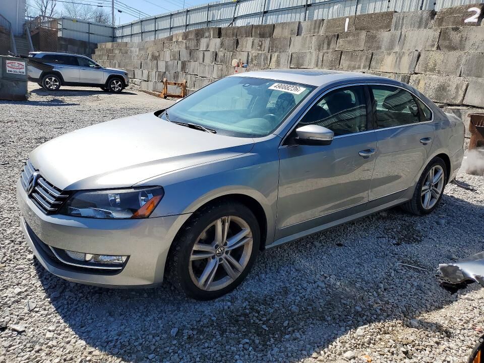 2014 VOLKSWAGEN Passat