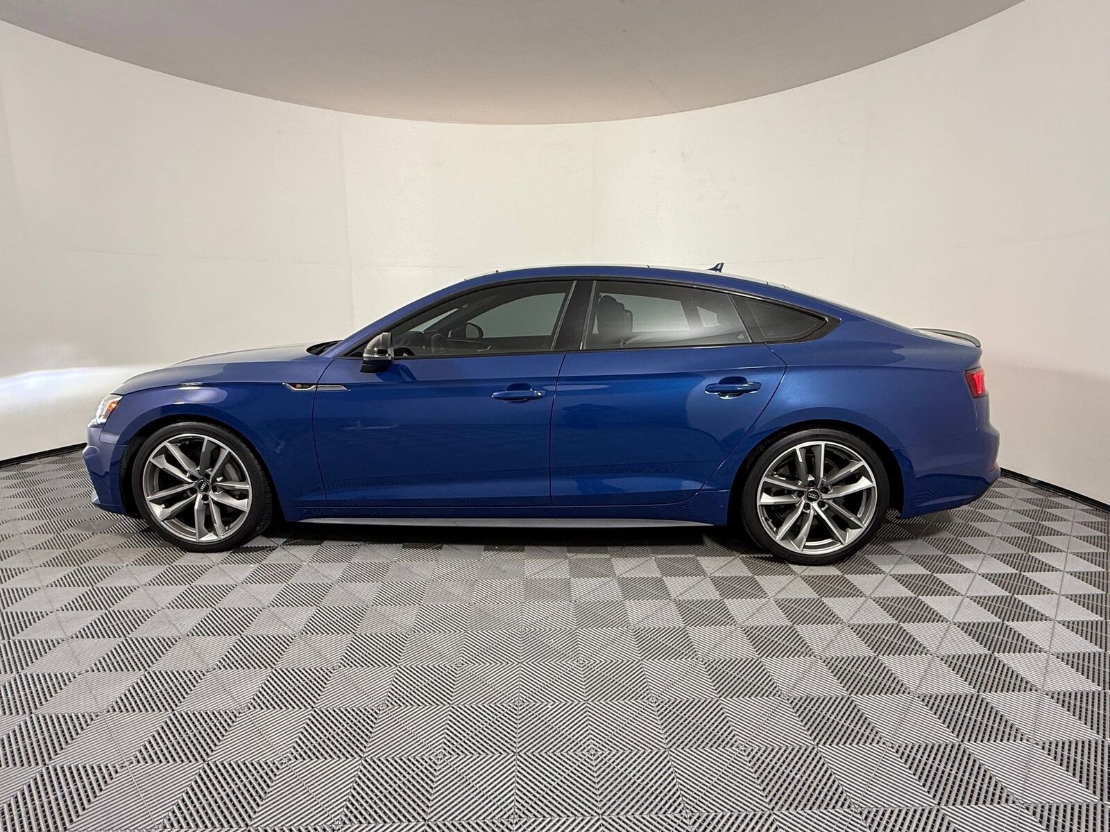 2019 AUDI A5