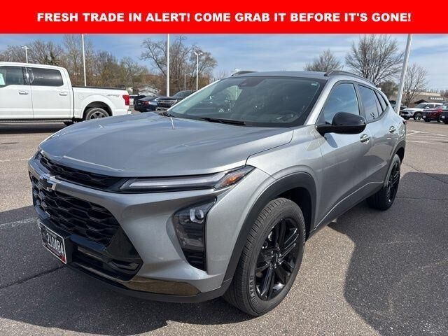 2024 CHEVROLET Trax