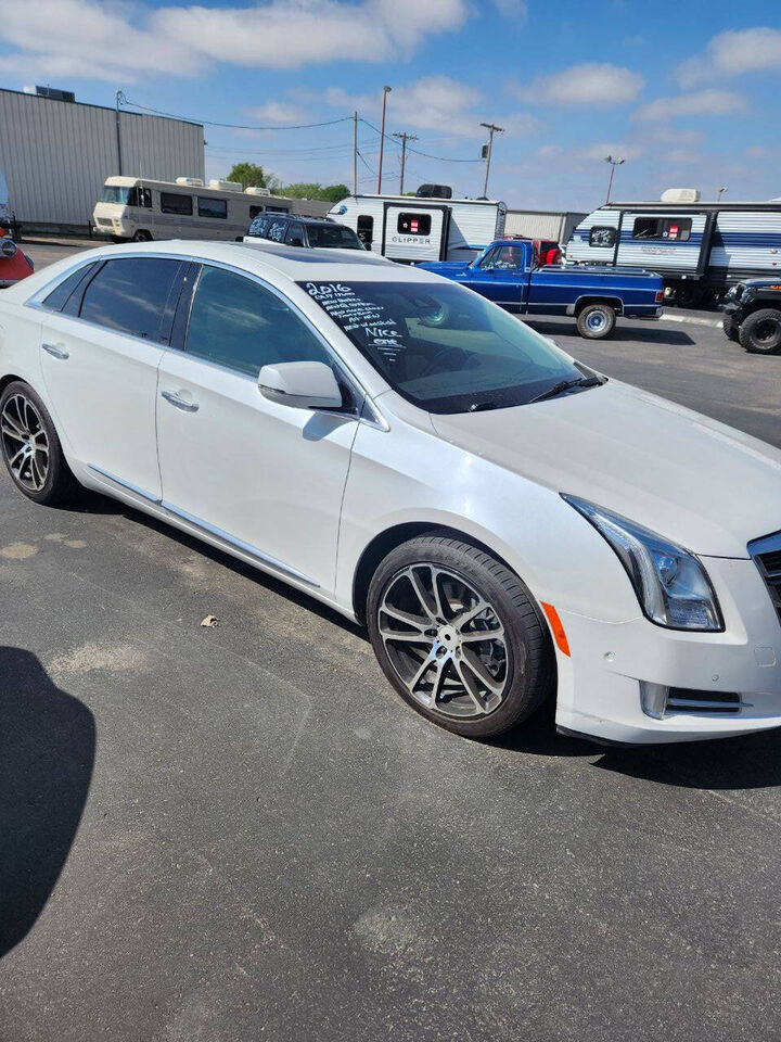2016 CADILLAC XTS