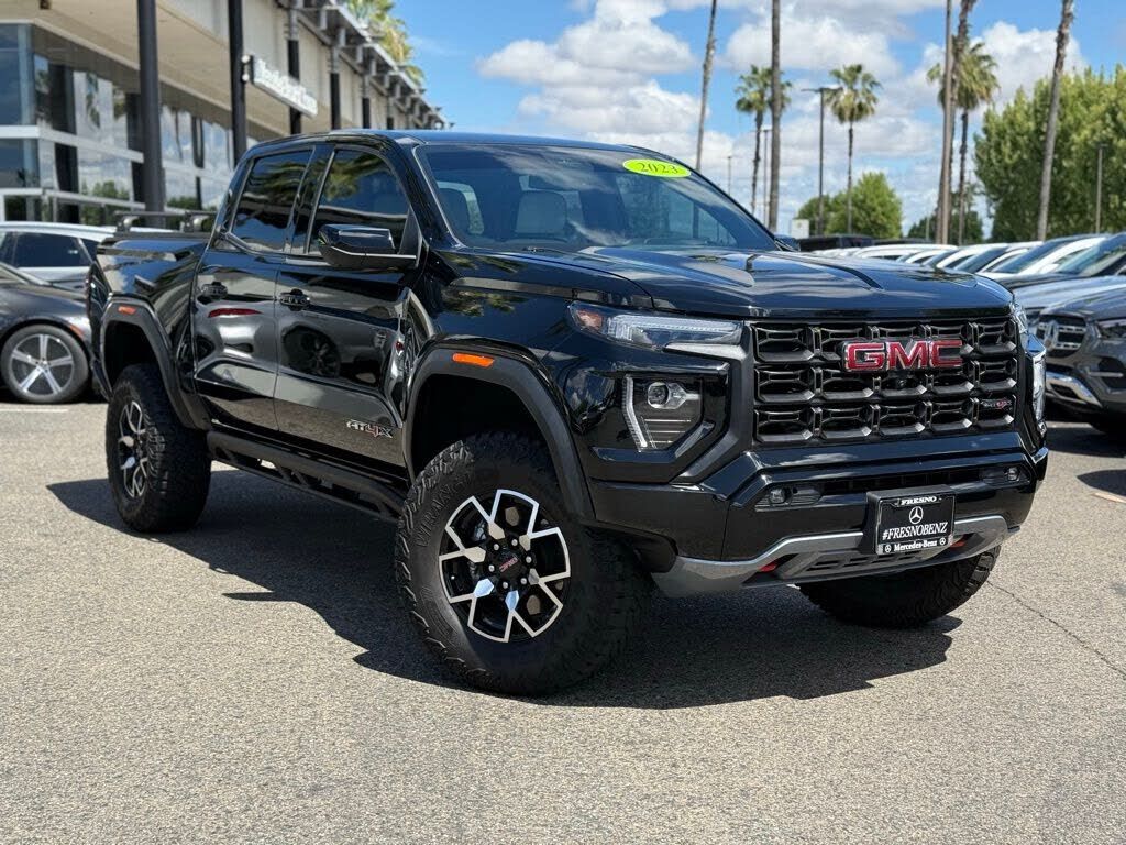 2023 GMC Canyon
