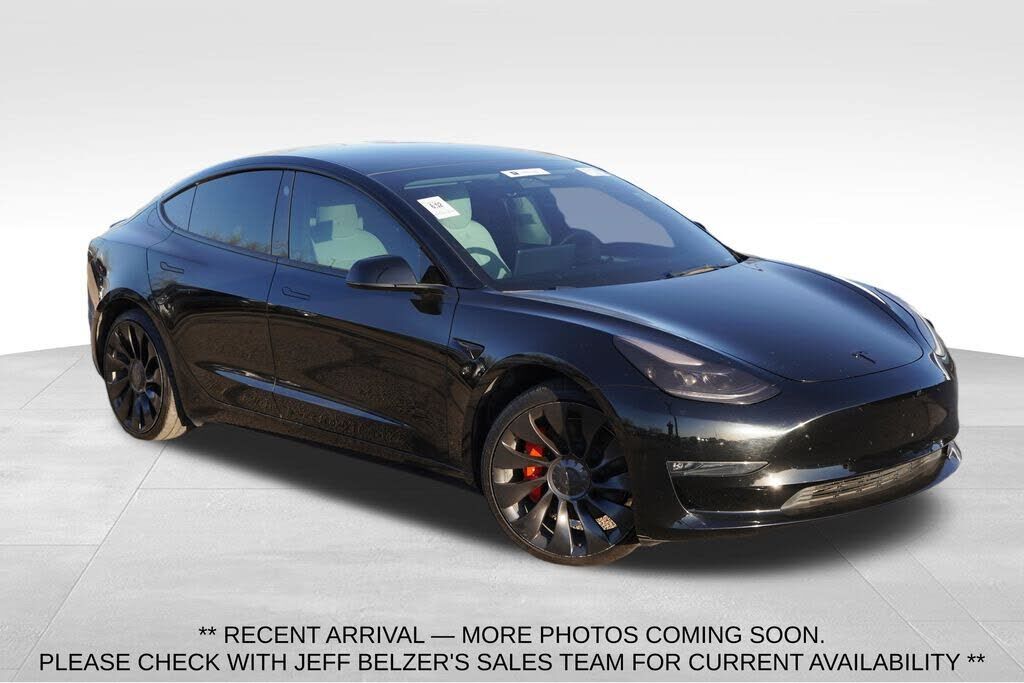 2023 TESLA Model 3
