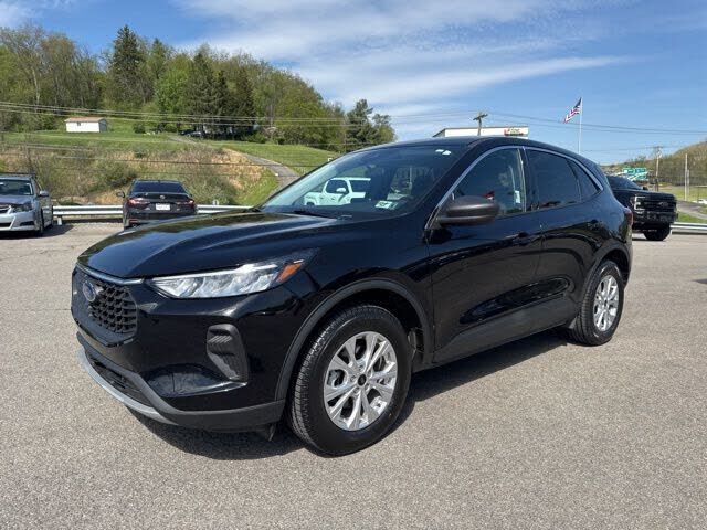2024 FORD Escape
