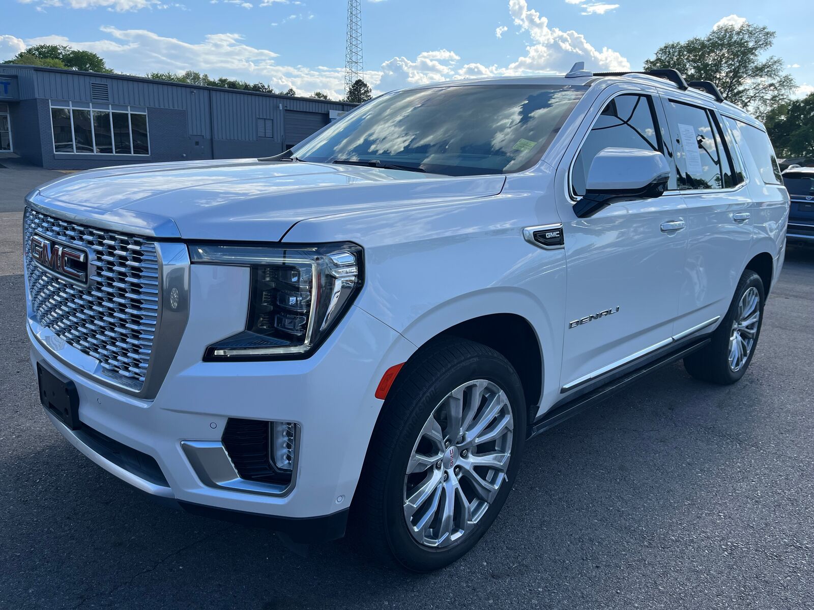 2023 GMC Yukon