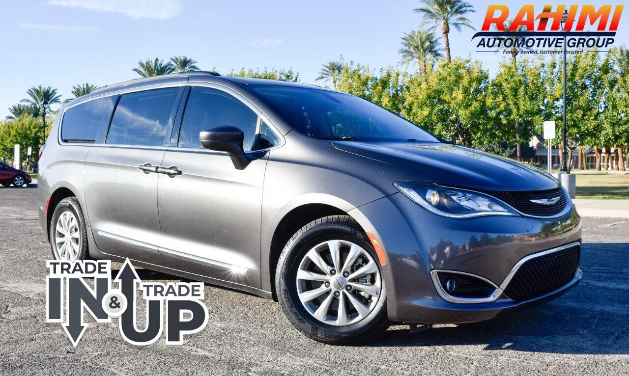 2017 CHRYSLER Pacifica