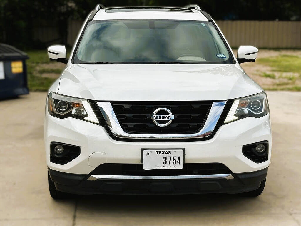 2017 NISSAN Pathfinder