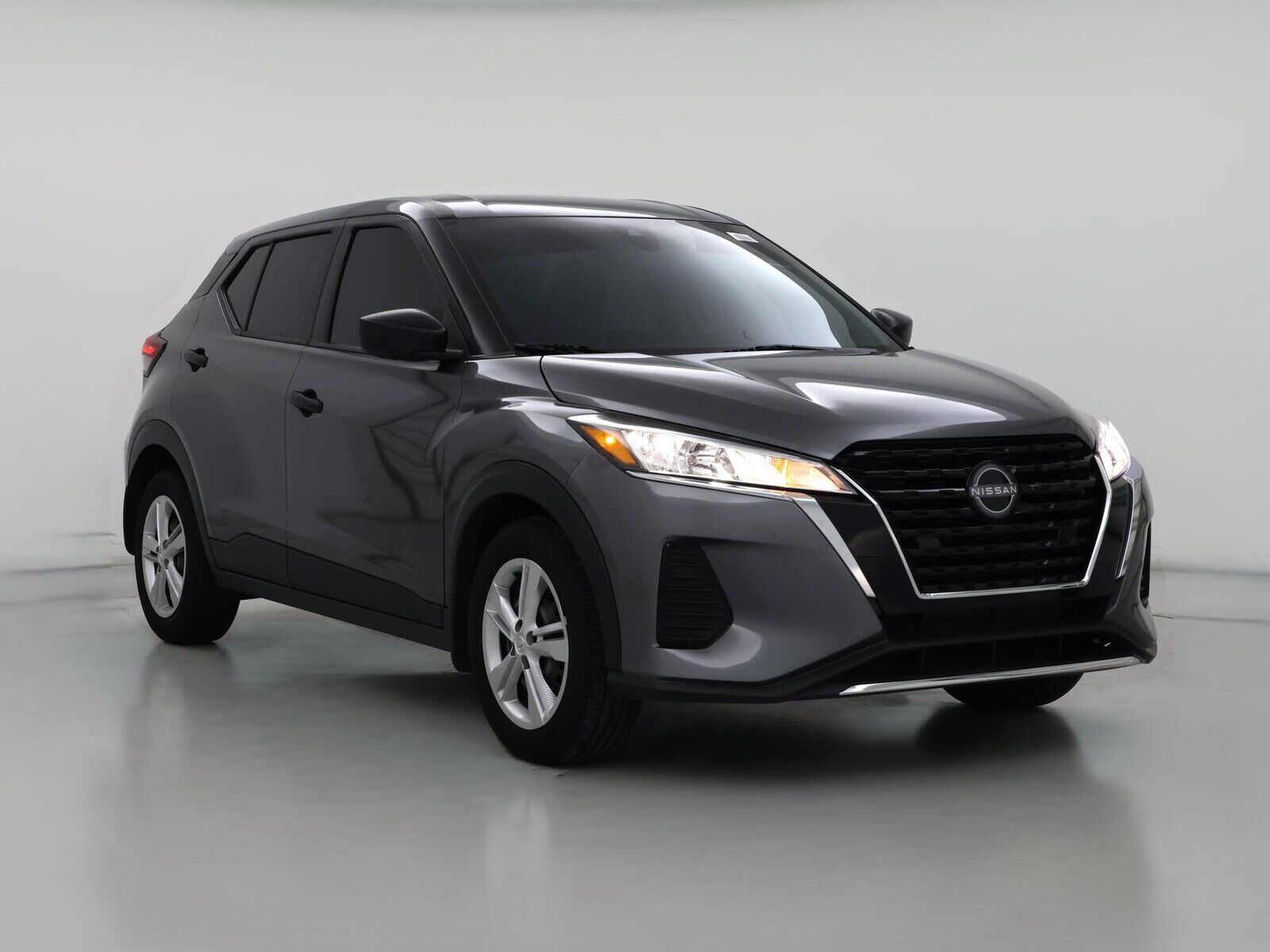 2023 NISSAN Kicks