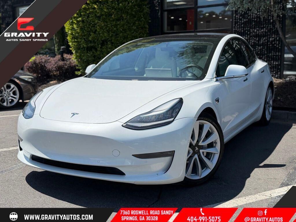 2018 TESLA Model 3