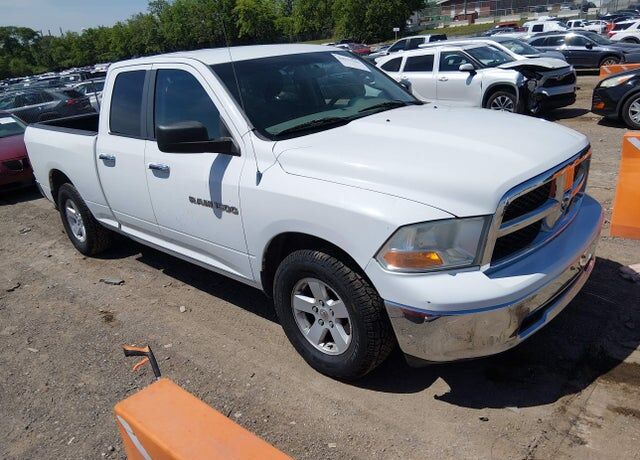 2011 DODGE Ram