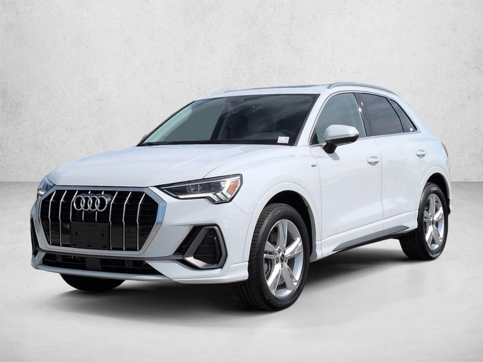 2024 AUDI Q3