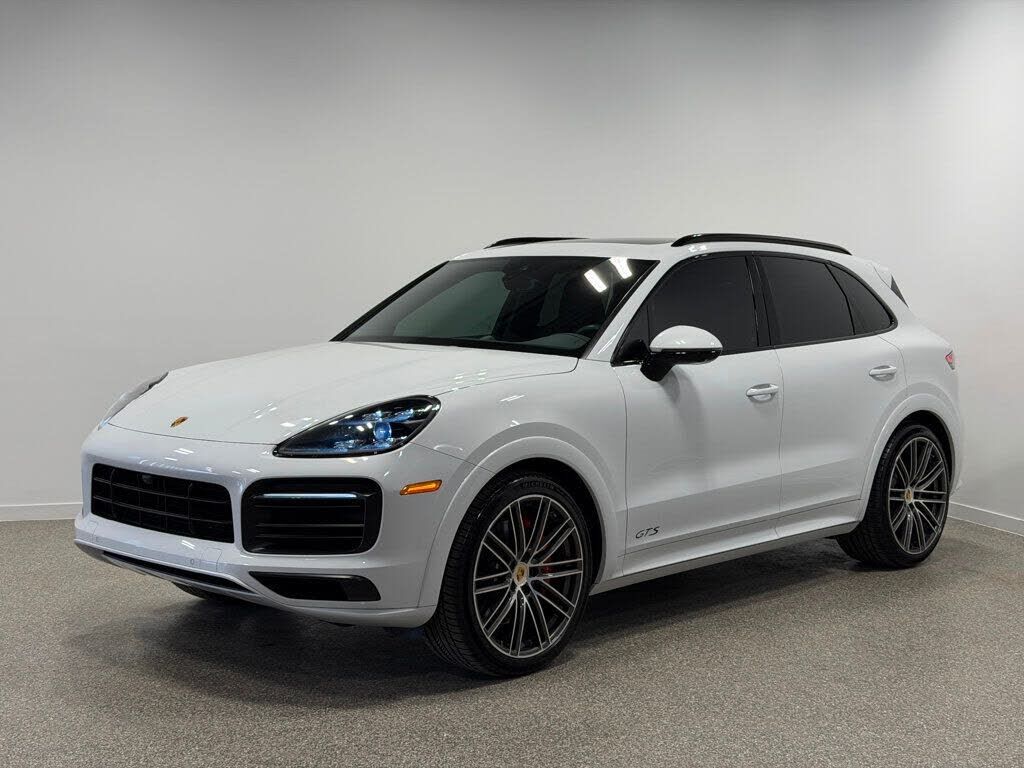 2021 PORSCHE Cayenne
