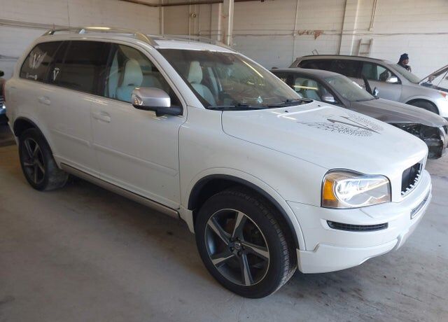 2013 VOLVO XC90