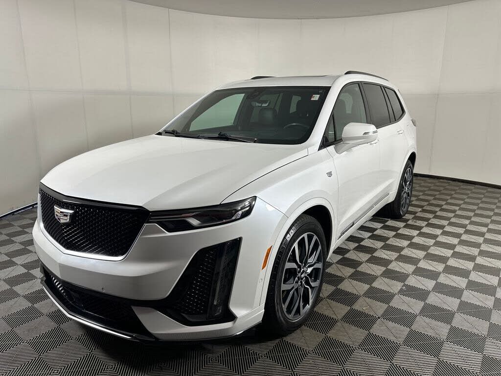 2021 CADILLAC XT6