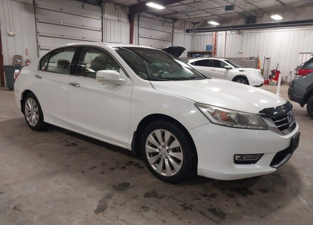 2013 HONDA Accord