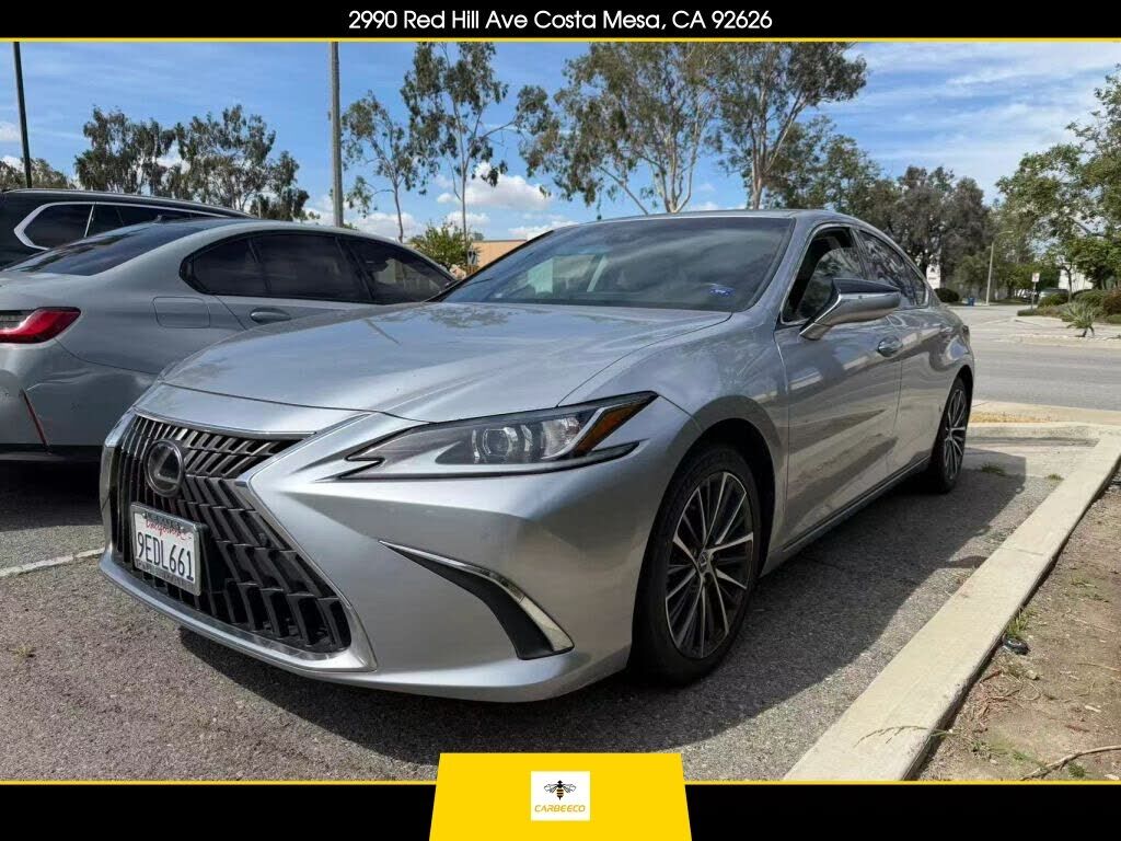 2023 LEXUS ES