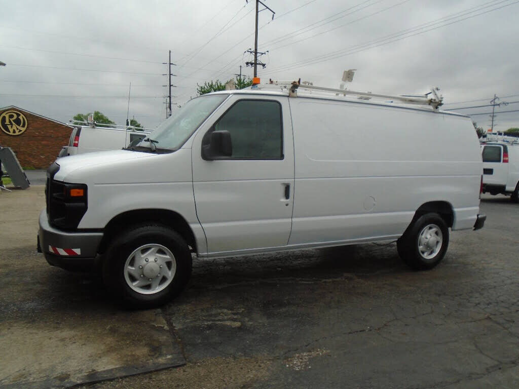 2009 FORD E-250