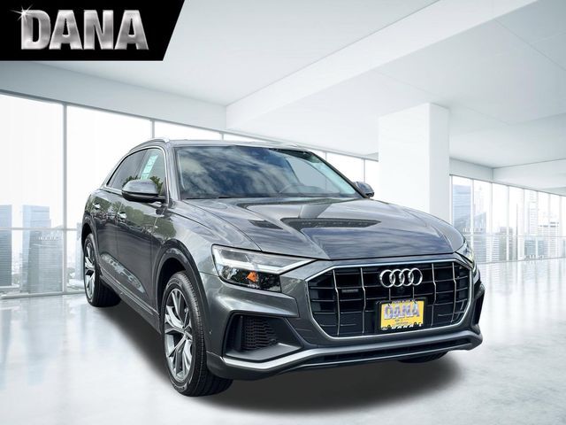 2020 AUDI Q8