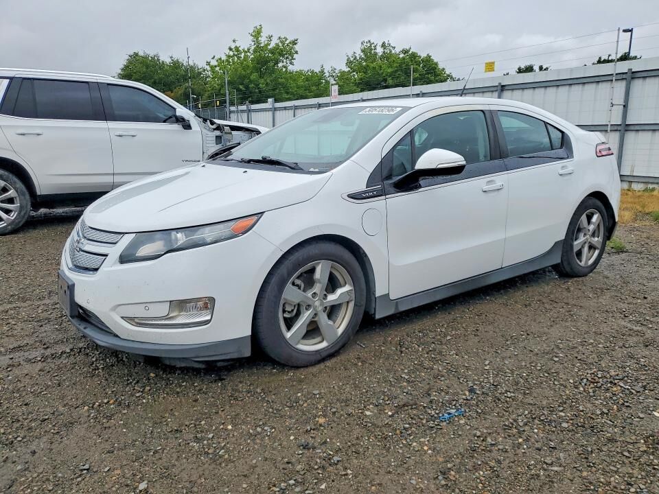 2013 CHEVROLET Volt