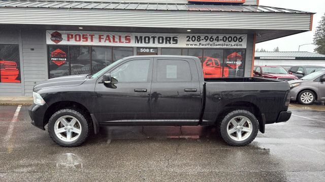 2012 DODGE Ram