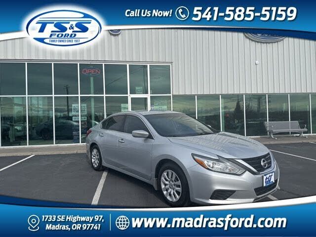 2017 NISSAN Altima