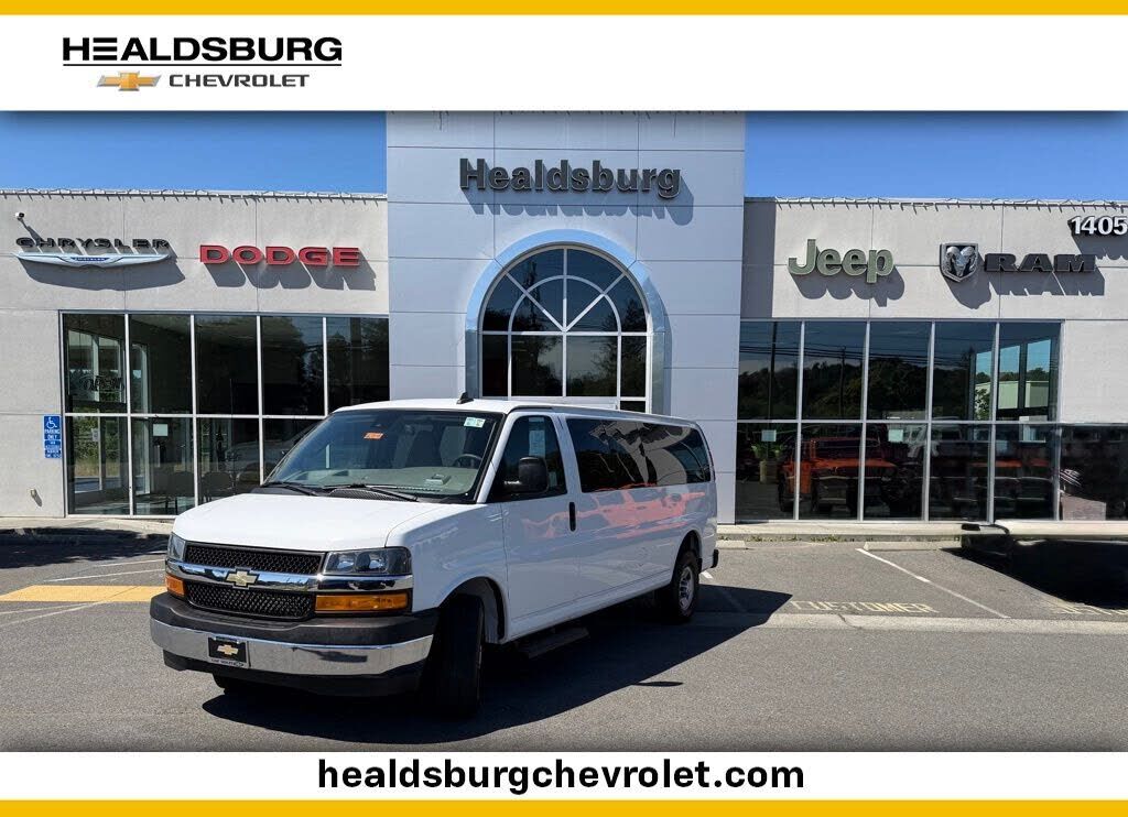 2023 CHEVROLET Express