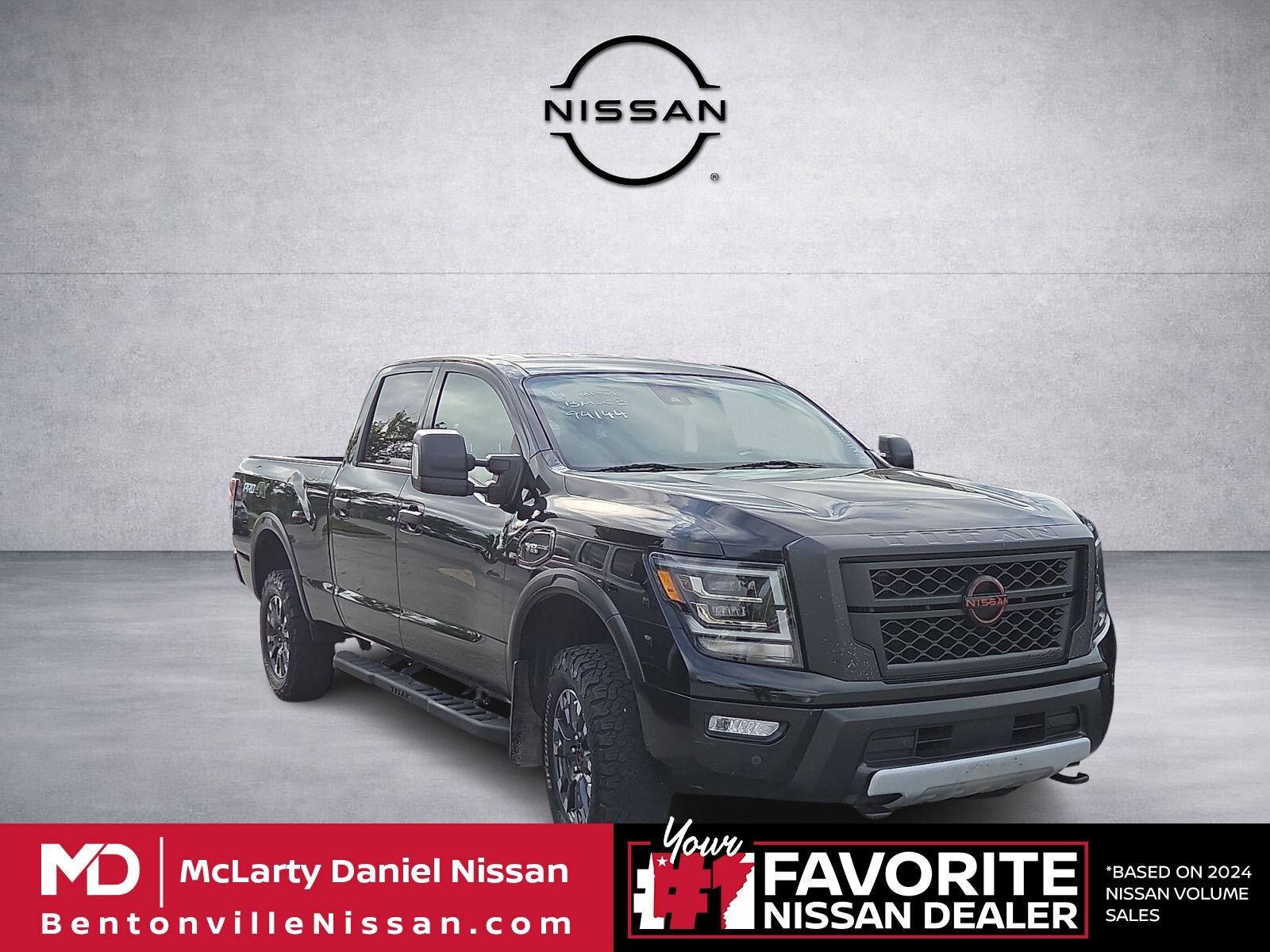 2023 NISSAN Titan