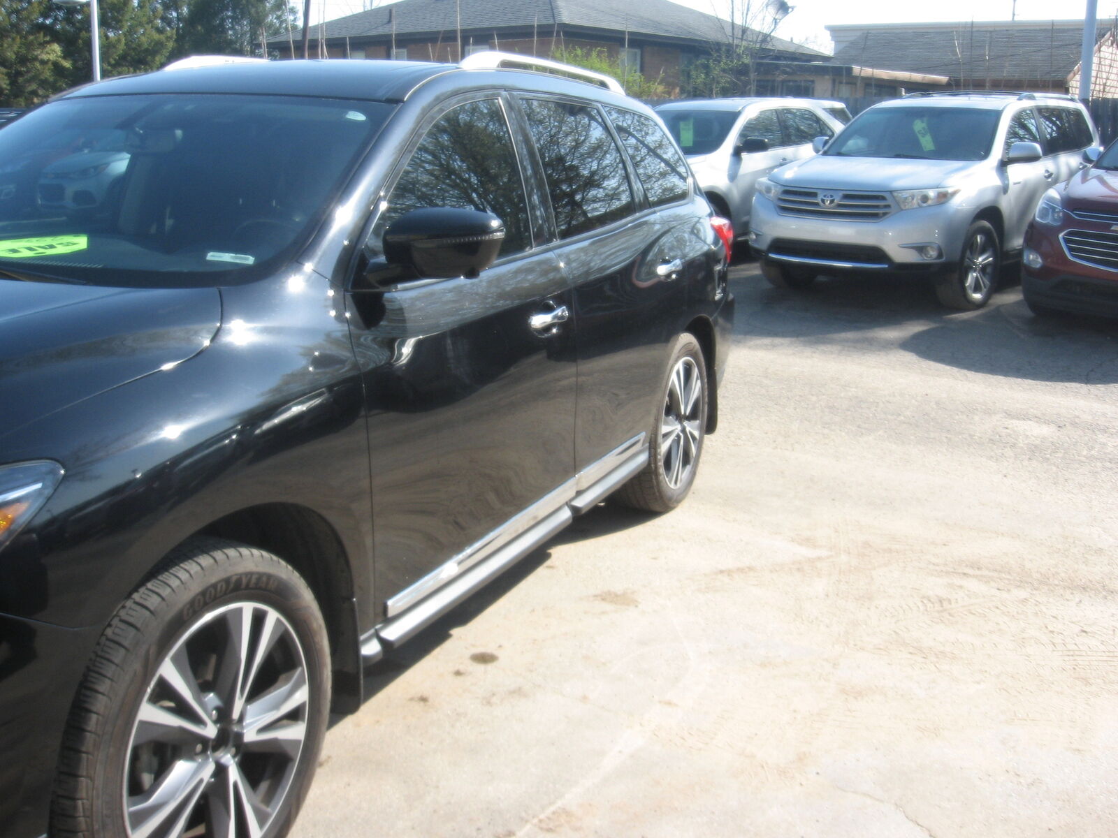 2017 NISSAN Pathfinder