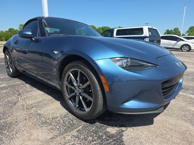 2019 MAZDA MX-5