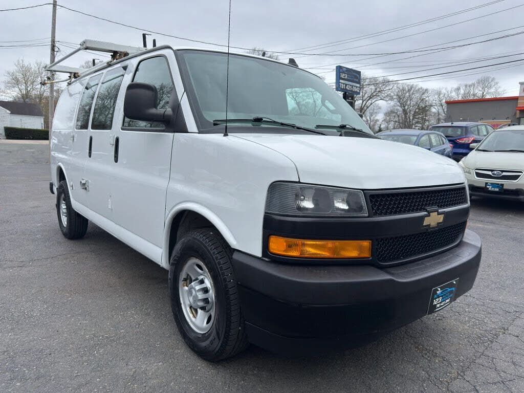 2019 CHEVROLET Express