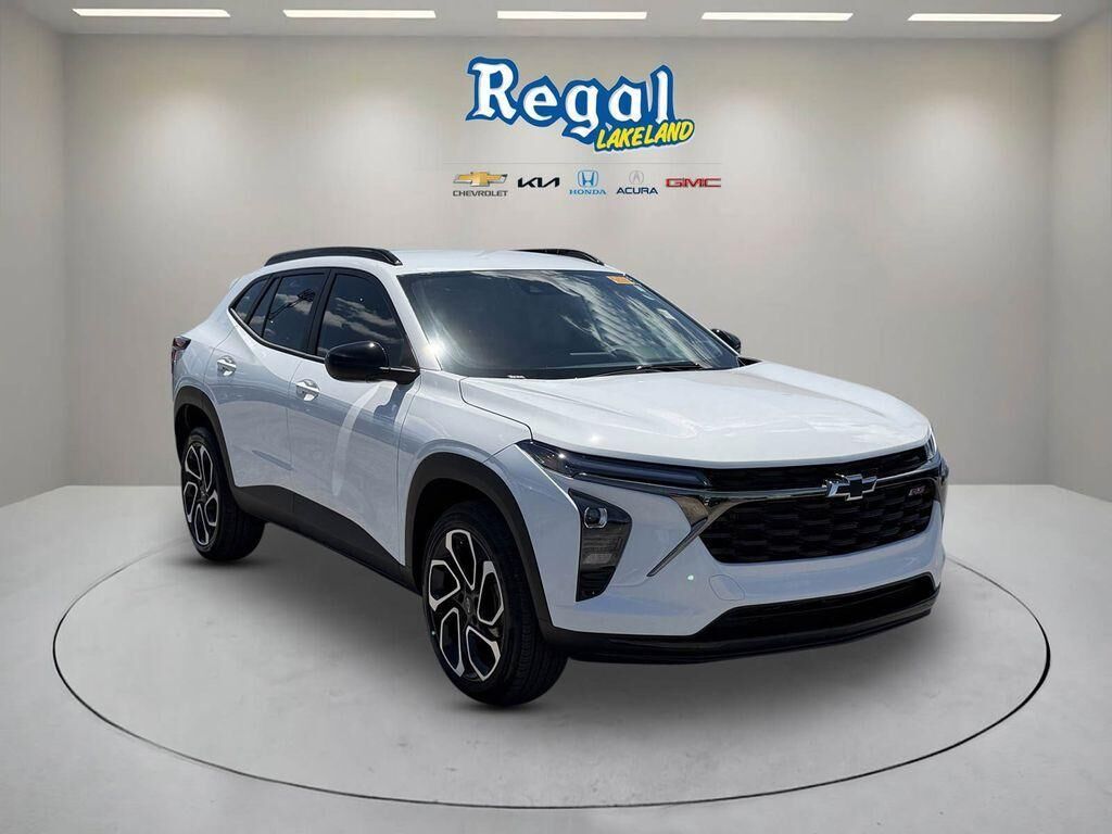 2026 CHEVROLET Trax