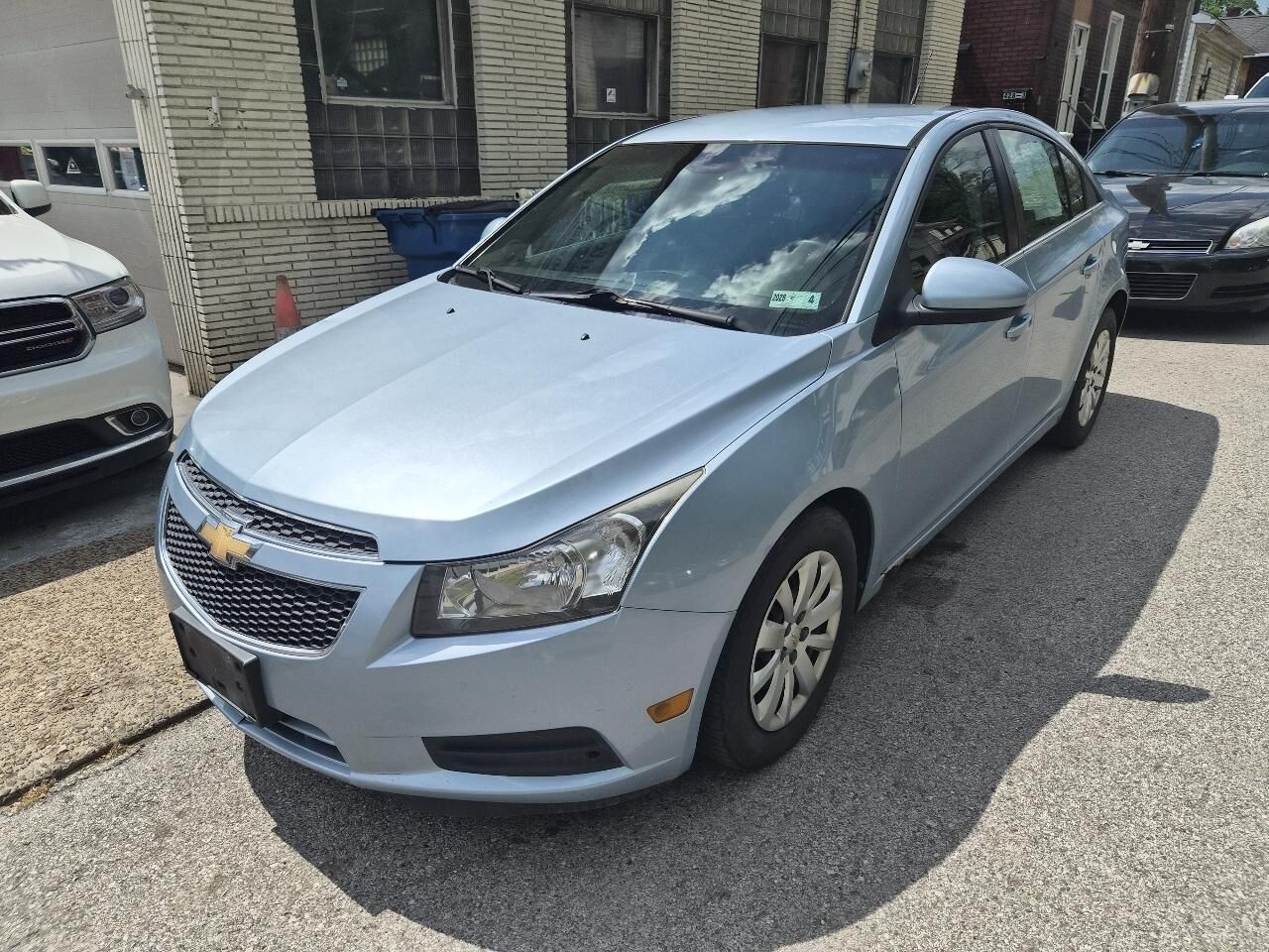 2011 CHEVROLET Cruze