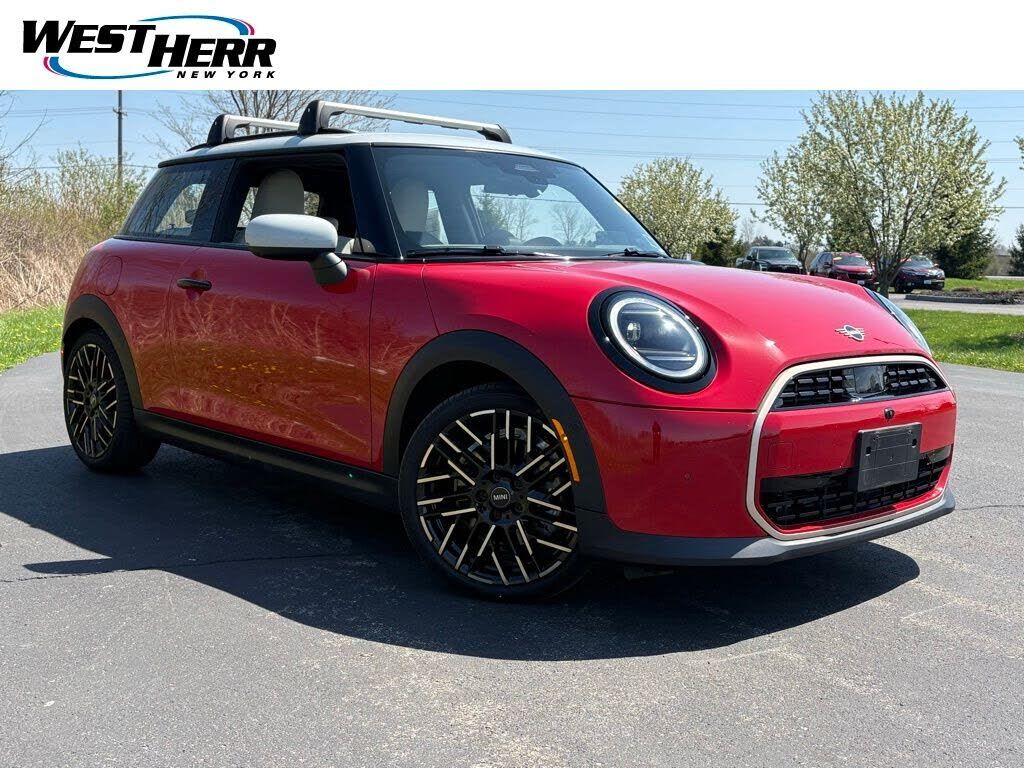 2025 MINI Hardtop